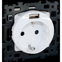  SQUARE PC Schuko + USB A - BLC 
