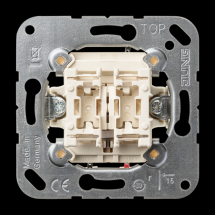  REGULATEUR AVEC ENTREE 4 VOIES 