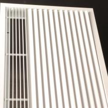  GRILLE RIDEAU D'AIR ENCAST. 